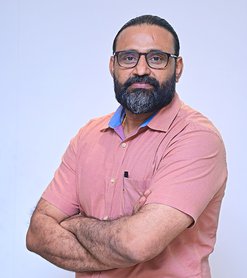 Dr. Rajesh V Pillai